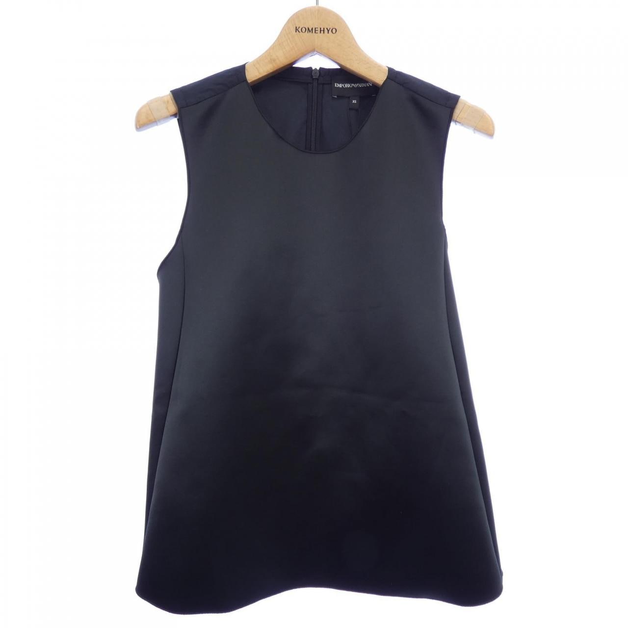 エンポリオアルマーニ EMPORIO ARMANI トップス