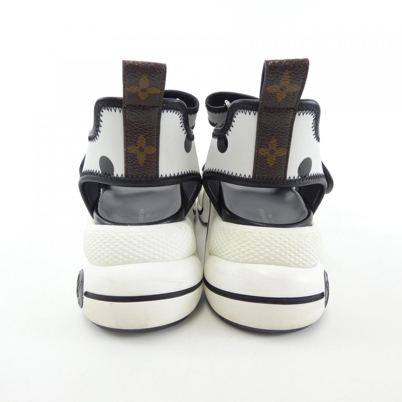 ルイヴィトン LOUIS VUITTON サンダル