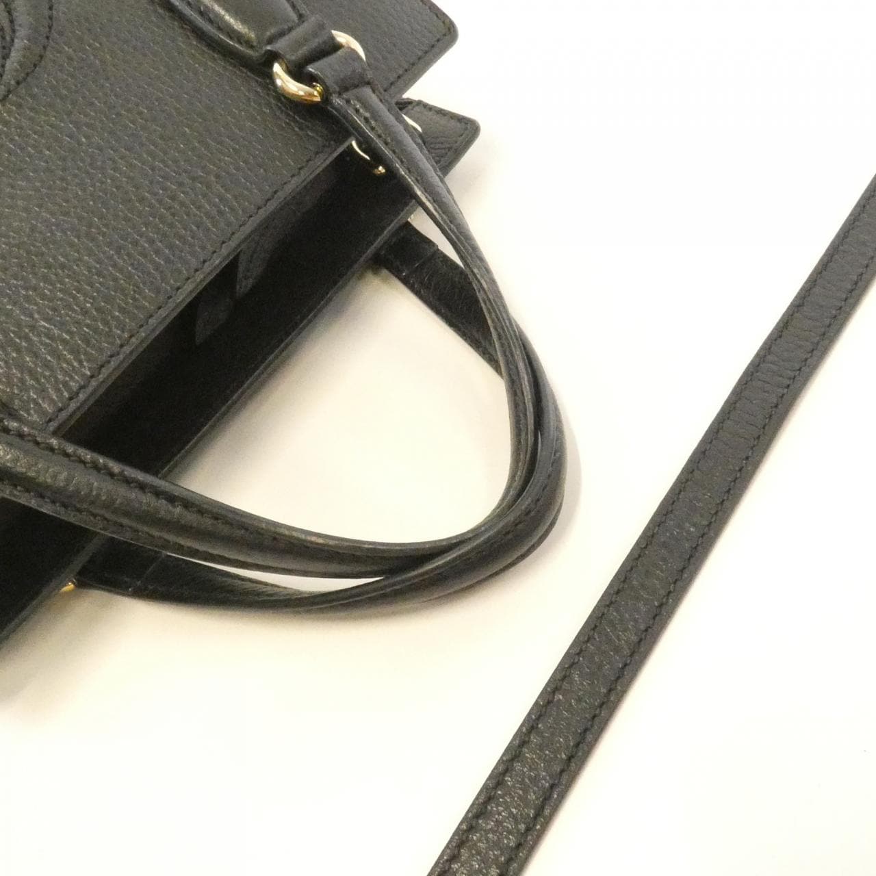 グッチ ソーホー 607722 CAO0G バッグ