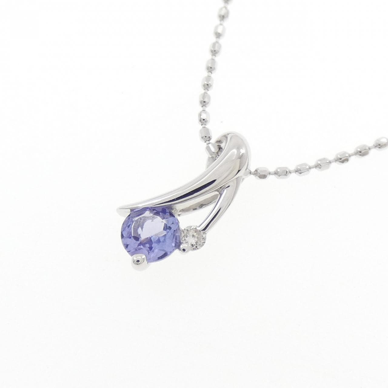 K18WG タンザナイト ネックレス