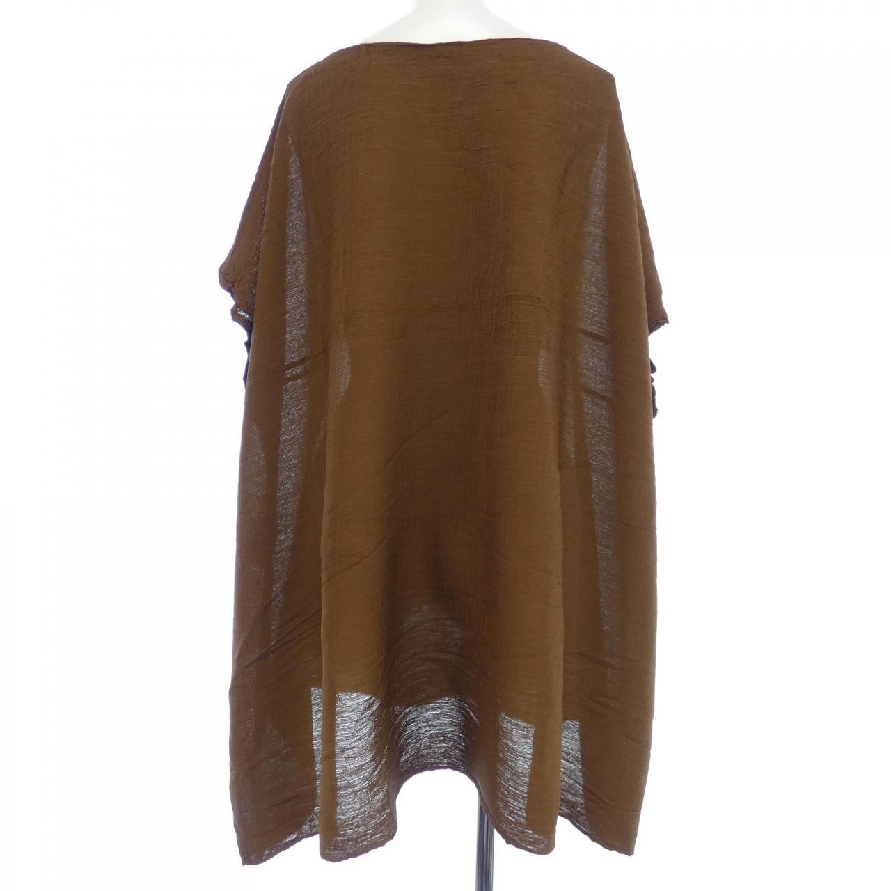 ミーイッセイミヤケ me ISSEY MIYAKE トップス
