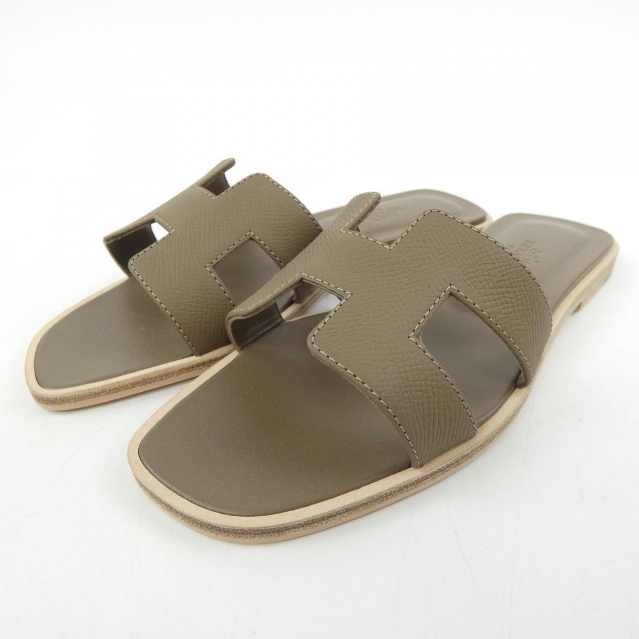 HERMES Oran 202272Z sandals