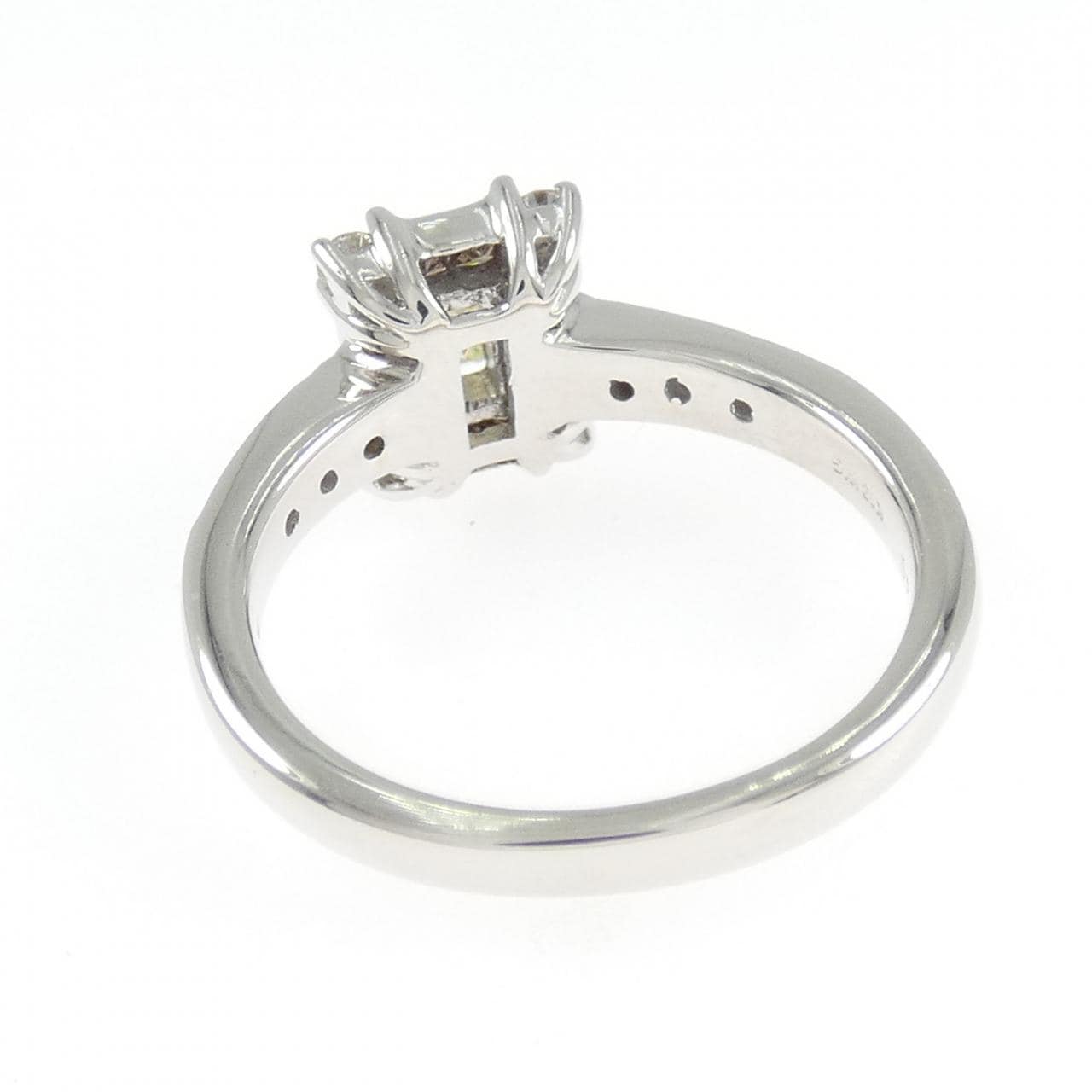 K18WG ダイヤモンド リング 0.329CT
