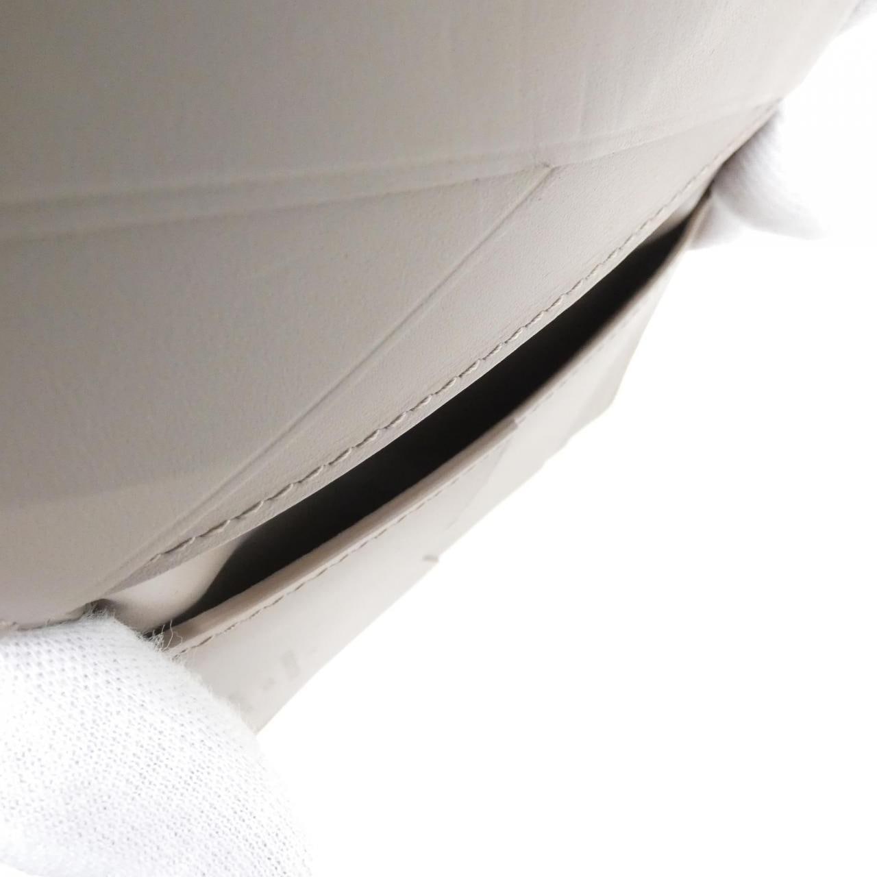 ルイヴィトン トリヨン モノグラム オーガナイザー ドゥ ポッシュ M13974 カードケース