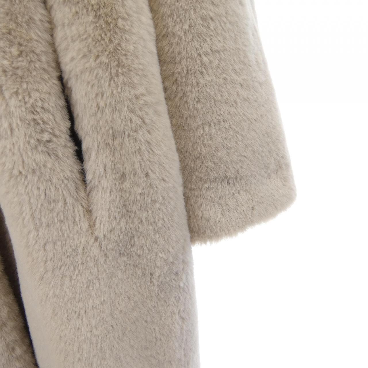 ヘルノ Herno CA000440D コート