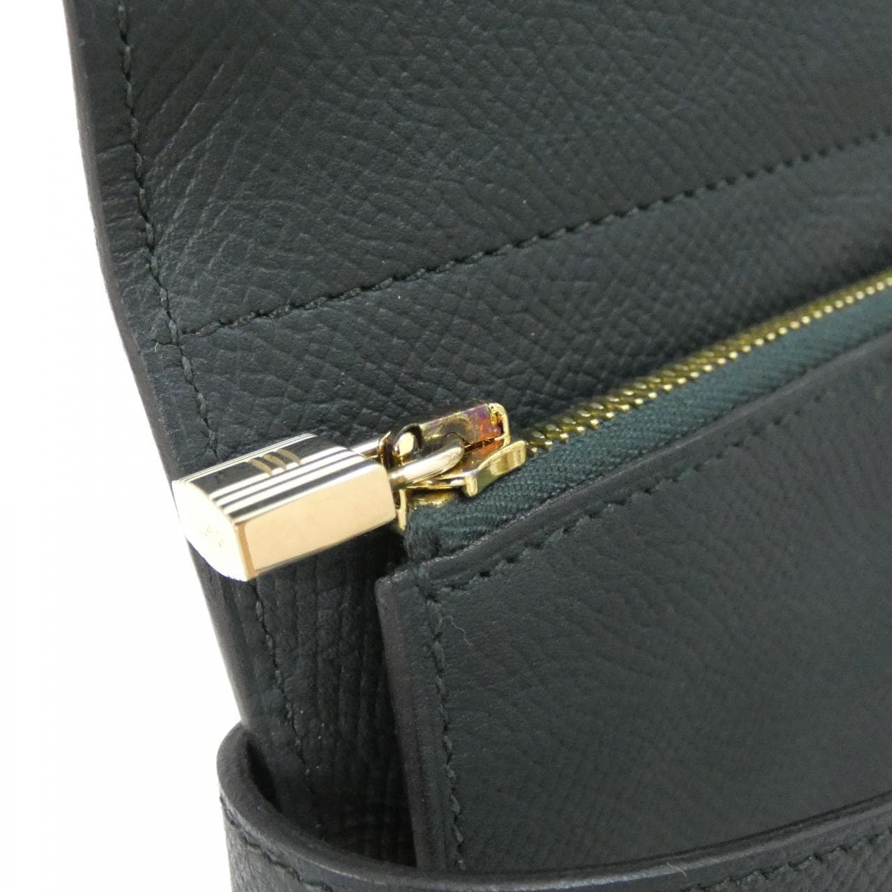 エルメス ケリー デプリアン ミディアム 054750CC 財布