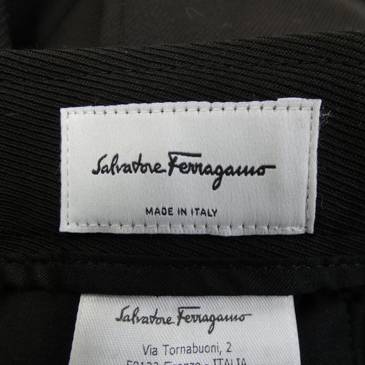サルヴァトーレフェラガモ SALVATORE FERRAGAMO パンツ