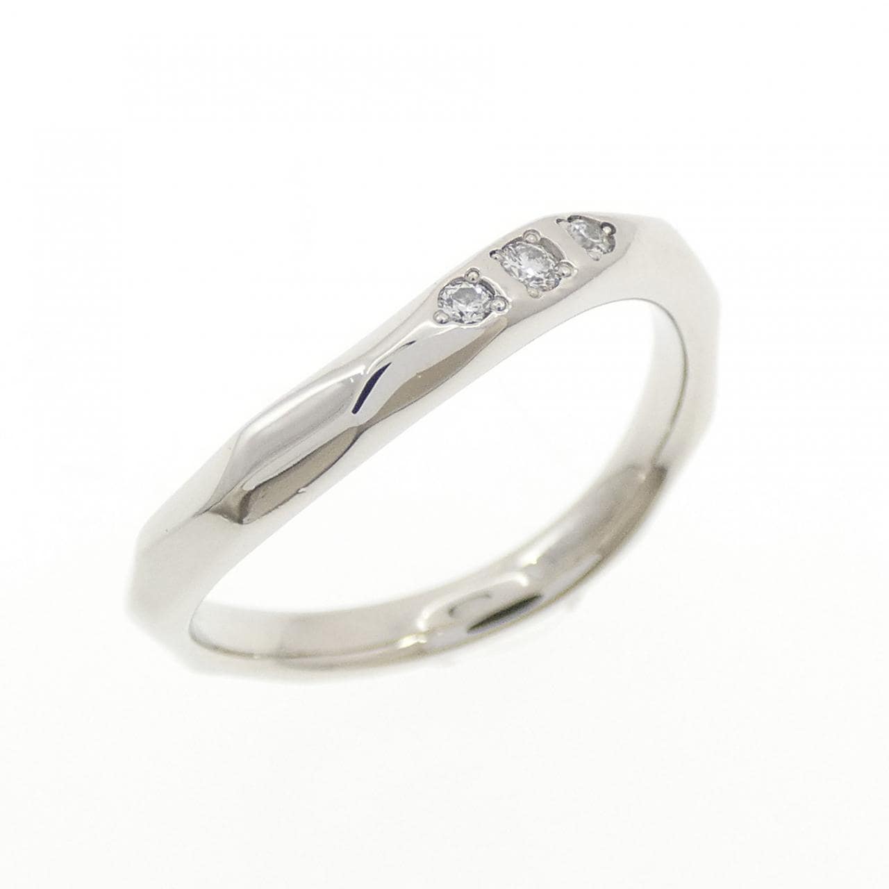 PT950 スリーストーン ダイヤモンド リング 0.038CT