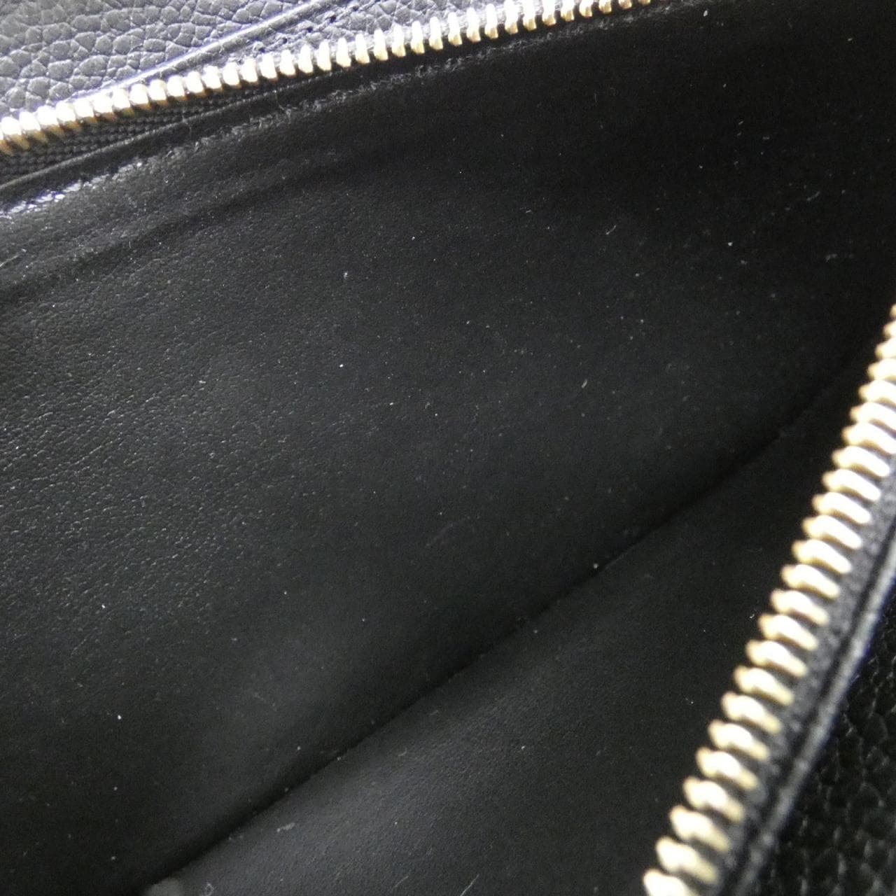 ルイヴィトン モノグラム アンプラント ジッピー ウォレット M61864 財布