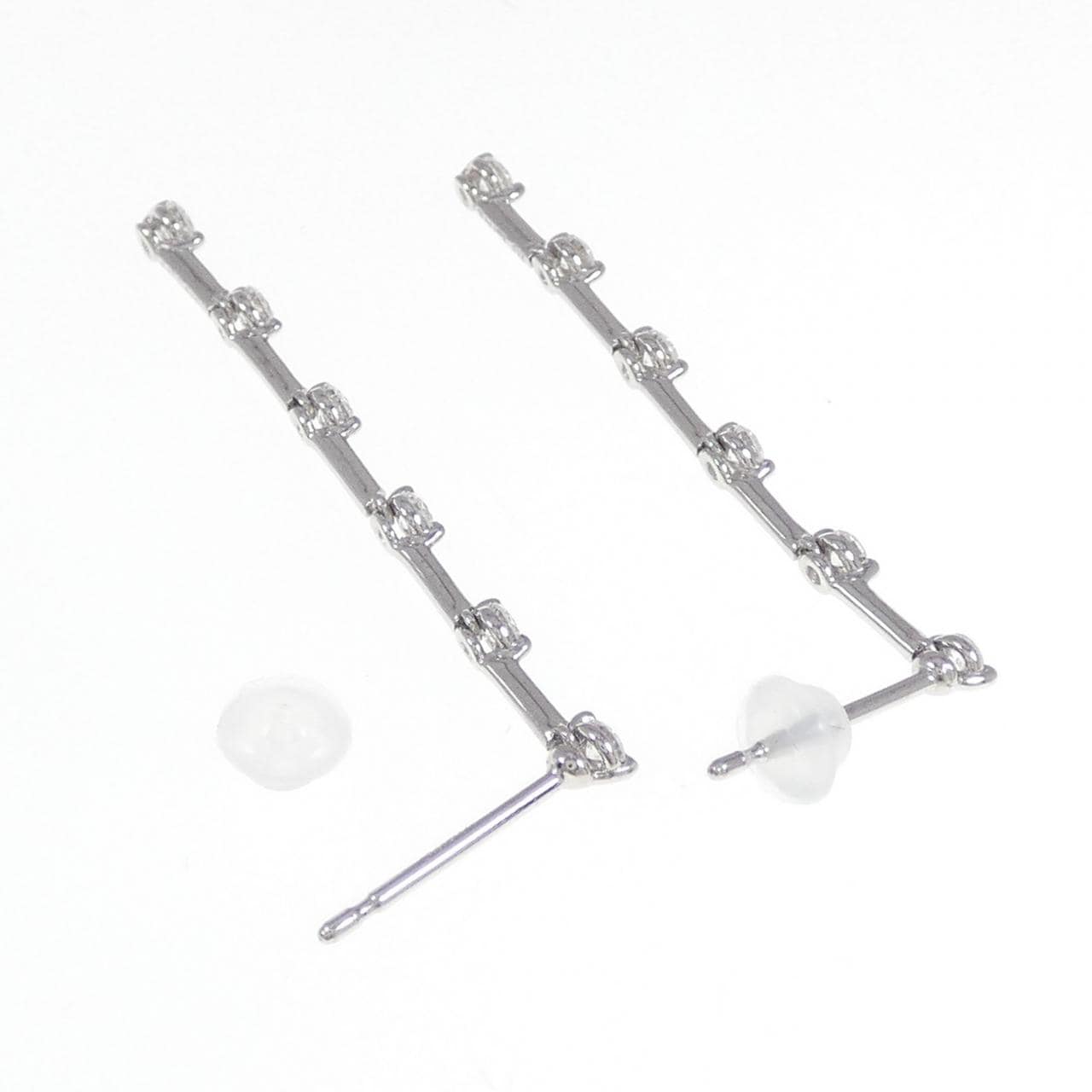LINE ダイヤモンド ピアス 0.55CT