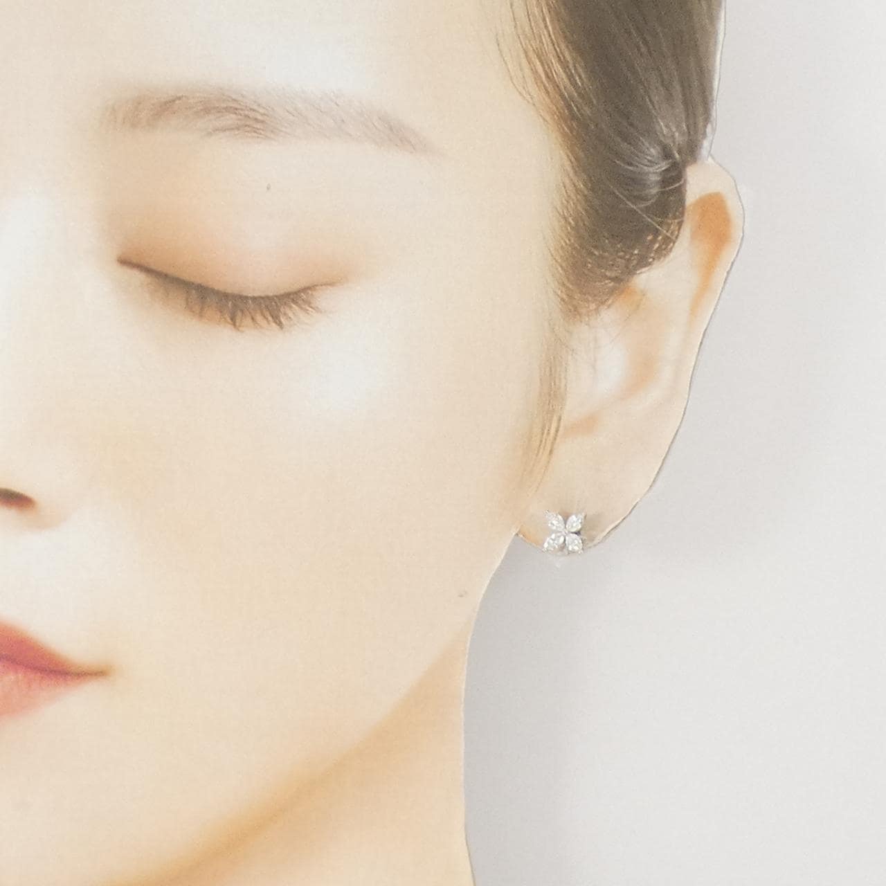 ティファニー ビクトリア スモール ピアス