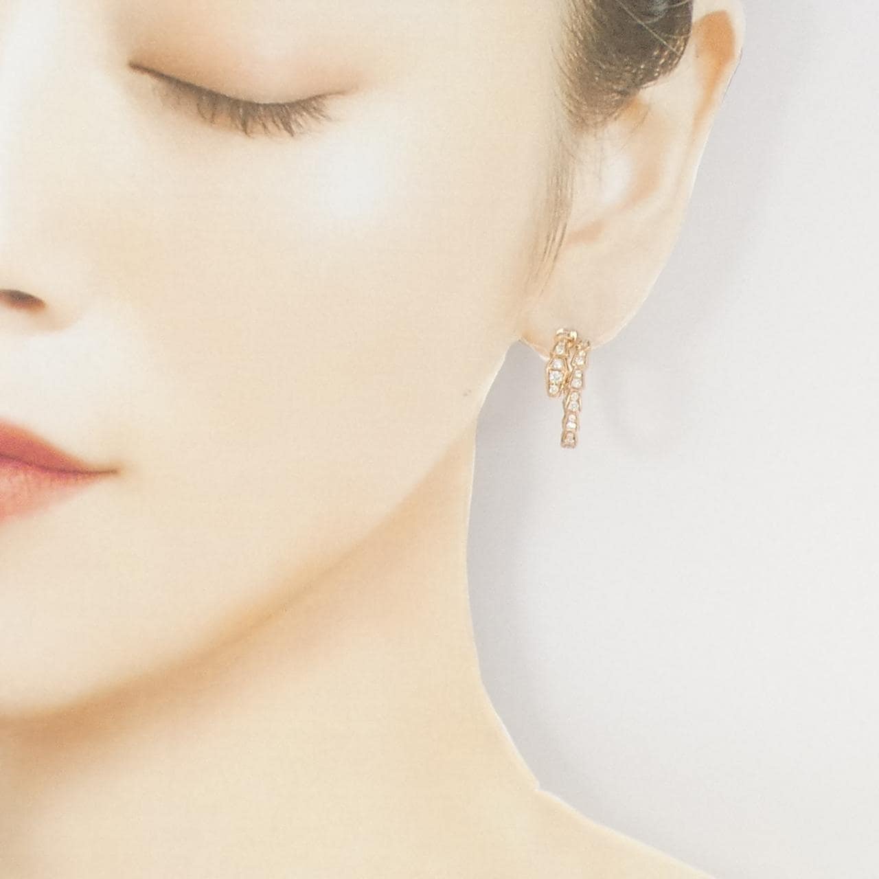 ブルガリ セルペンティ ヴァイパー ピアス