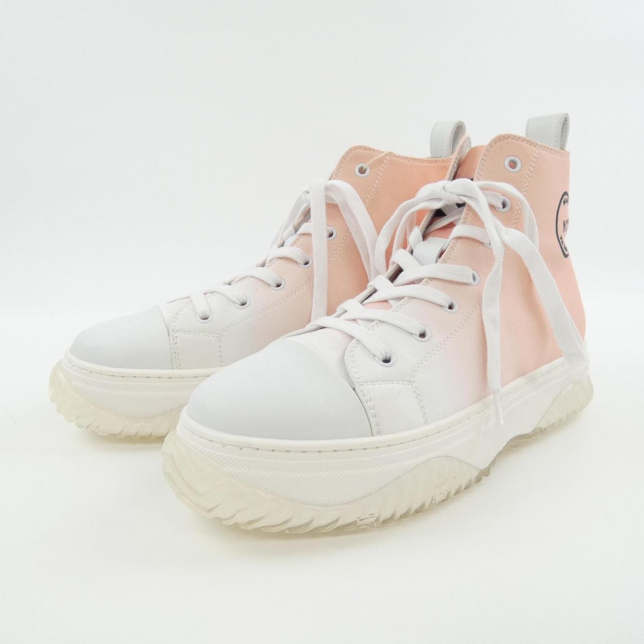 ヌメロヴェントゥーノ N°21 スニーカー