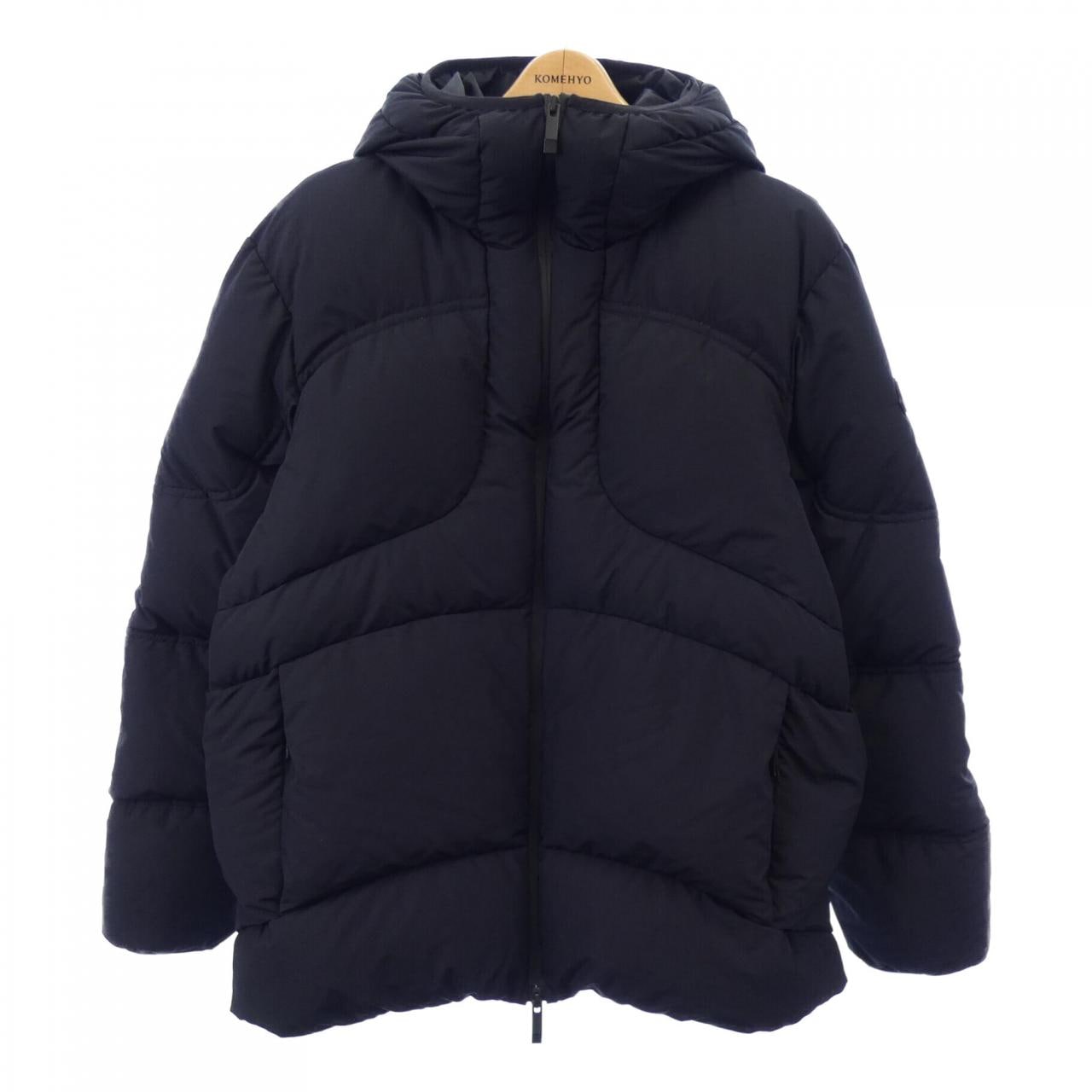 MONCLER蒙克勒羽绒服