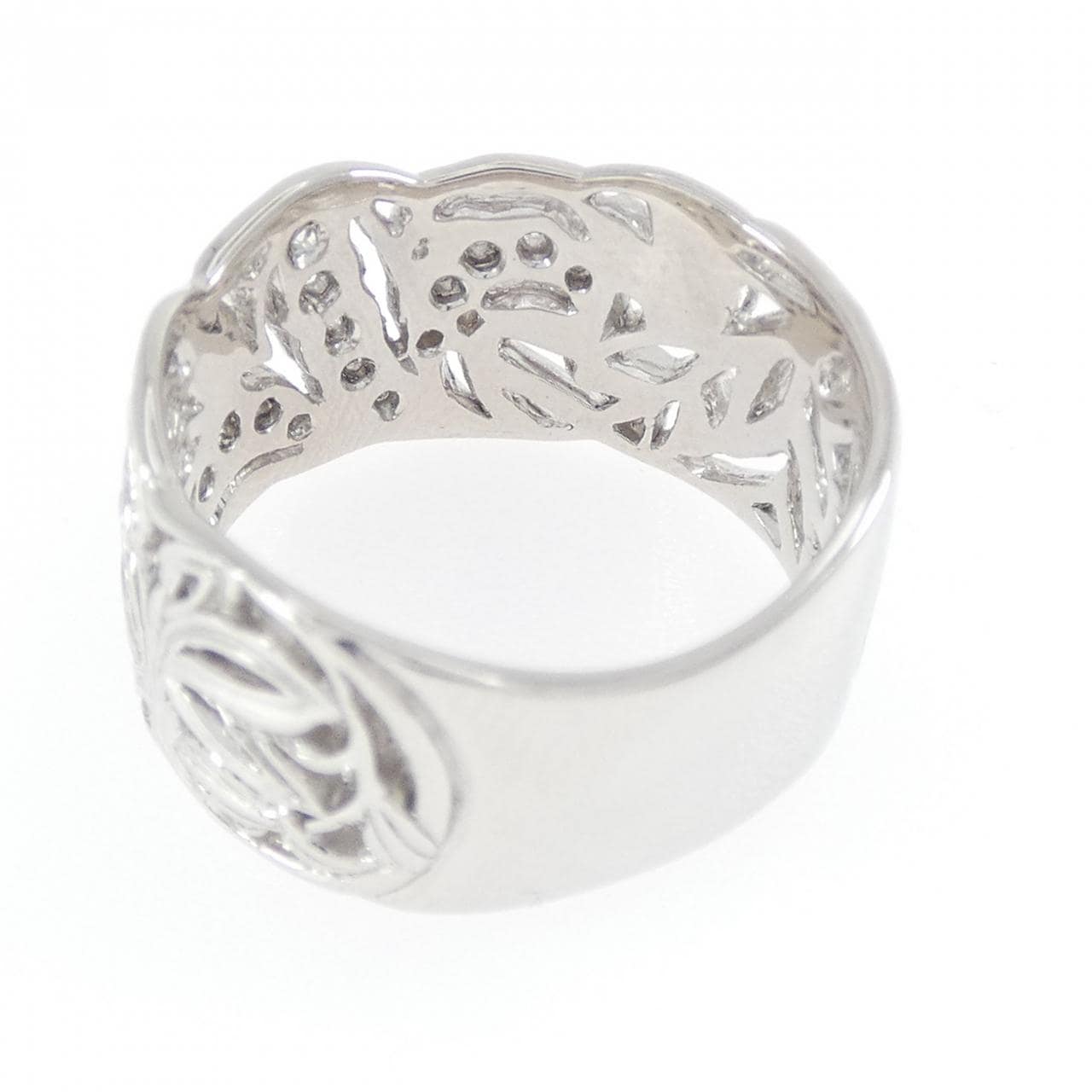 クイーン ダイヤモンド リング 0.23CT
