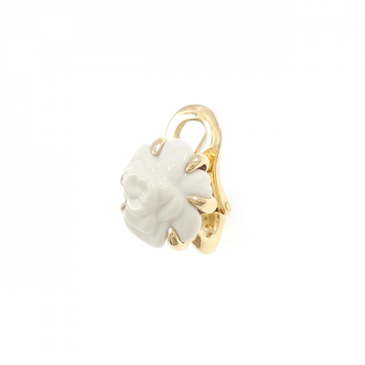 シャネル カメリア スモール ピアス 片耳