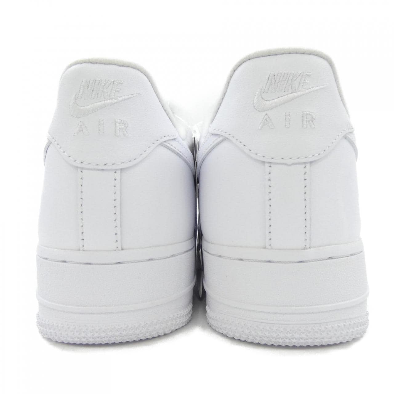 ナイキ NIKE SUPREME スニーカー