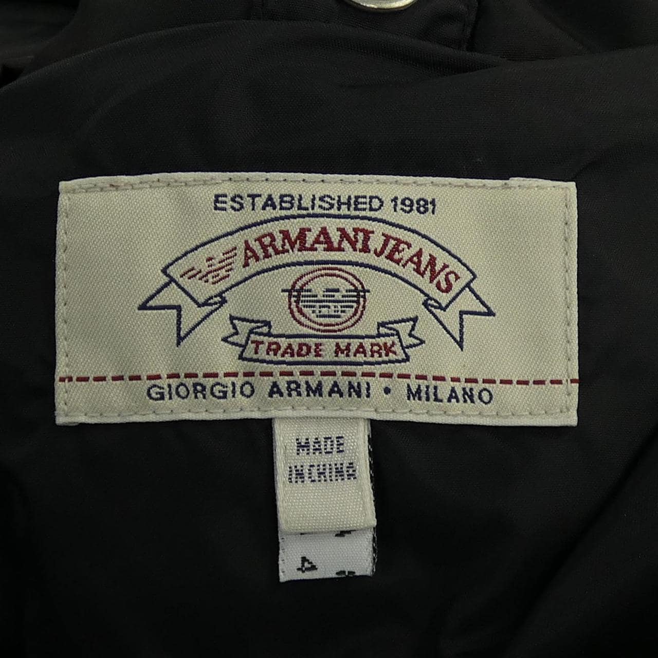 アルマーニジーンズ ARMANI JEANS M6K08A7-12-1 ブルゾン
