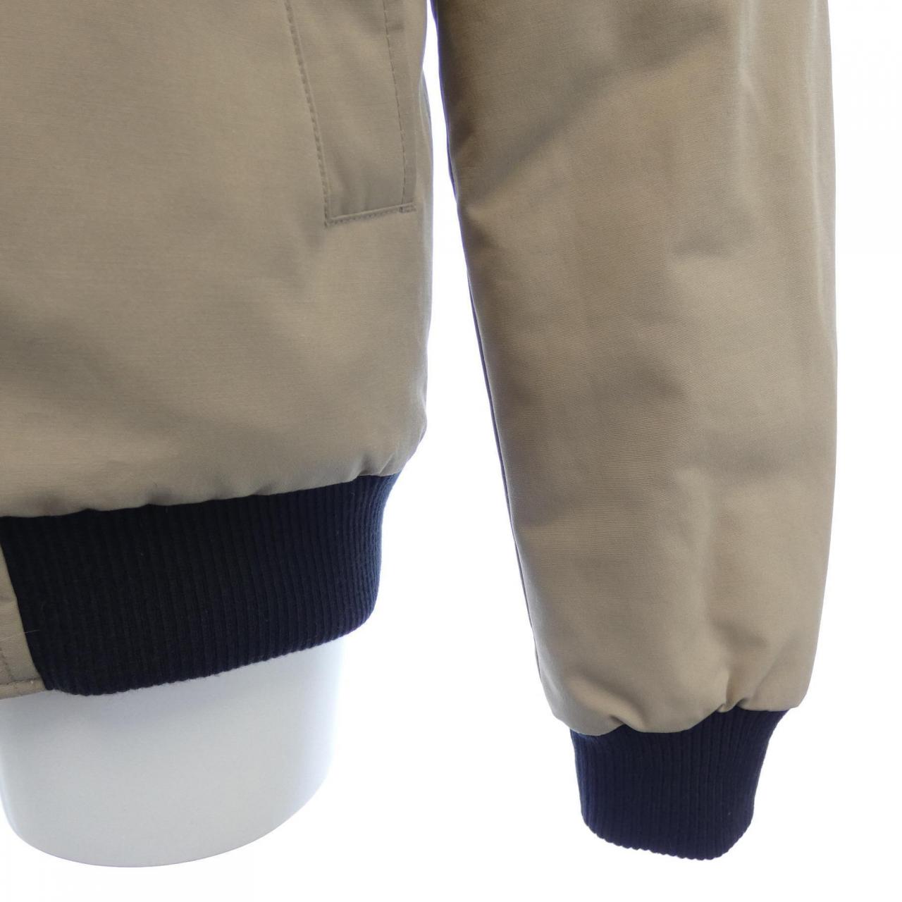 カナダグース CANADA GOOSE ダウンジャケット