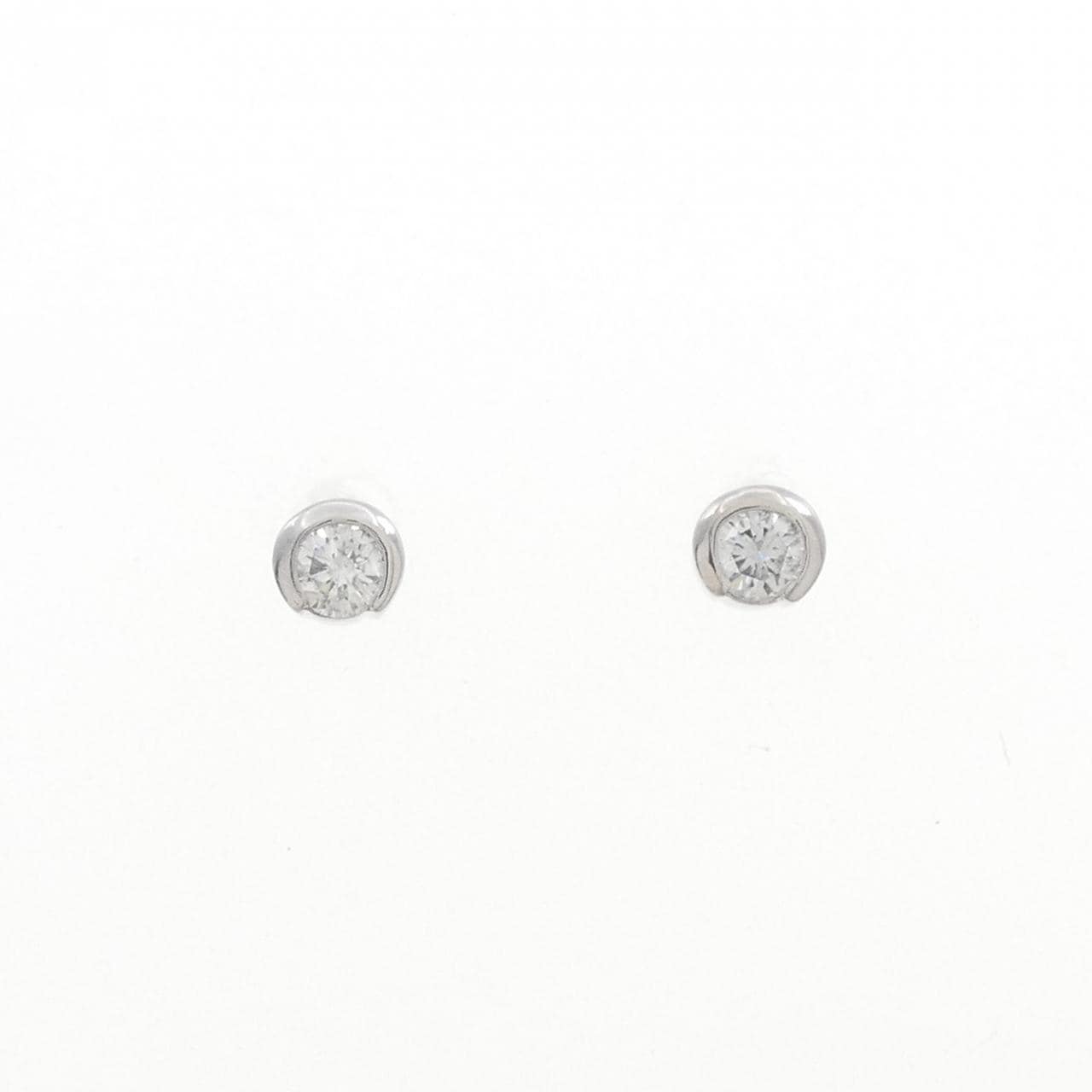 PT900 ソリティア ダイヤモンド ピアス 0.30CT