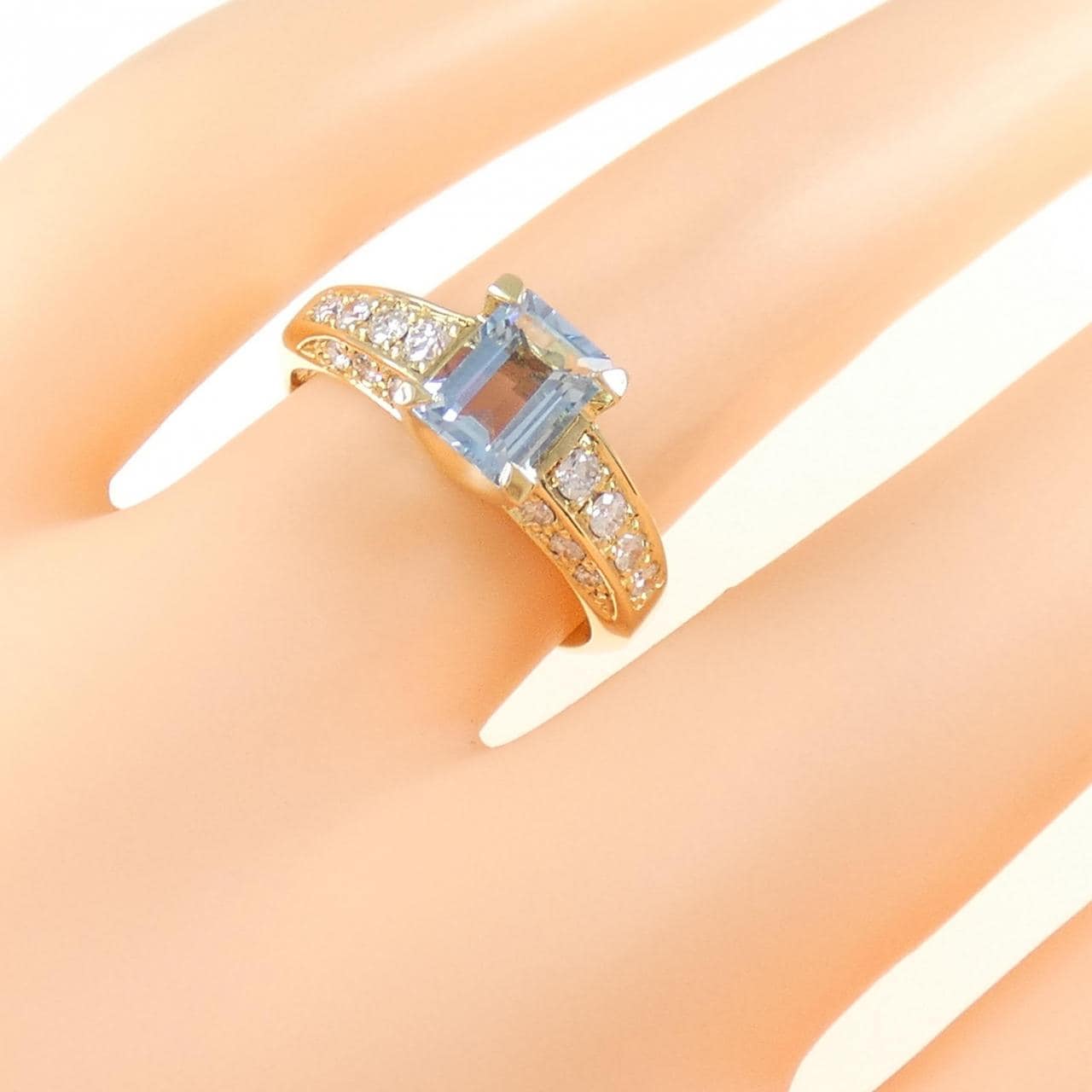 K18YG Aquamarine Ring 0.80CT