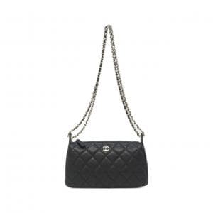 シャネル タイムレスクラシック ライン AP4704 チェーンクラッチ