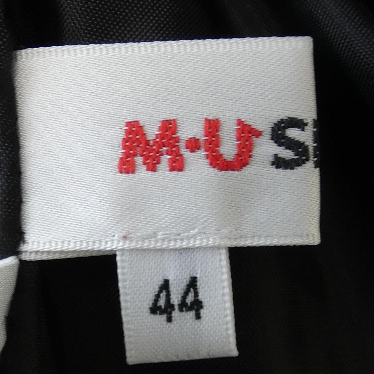 MU SPORTS スカート