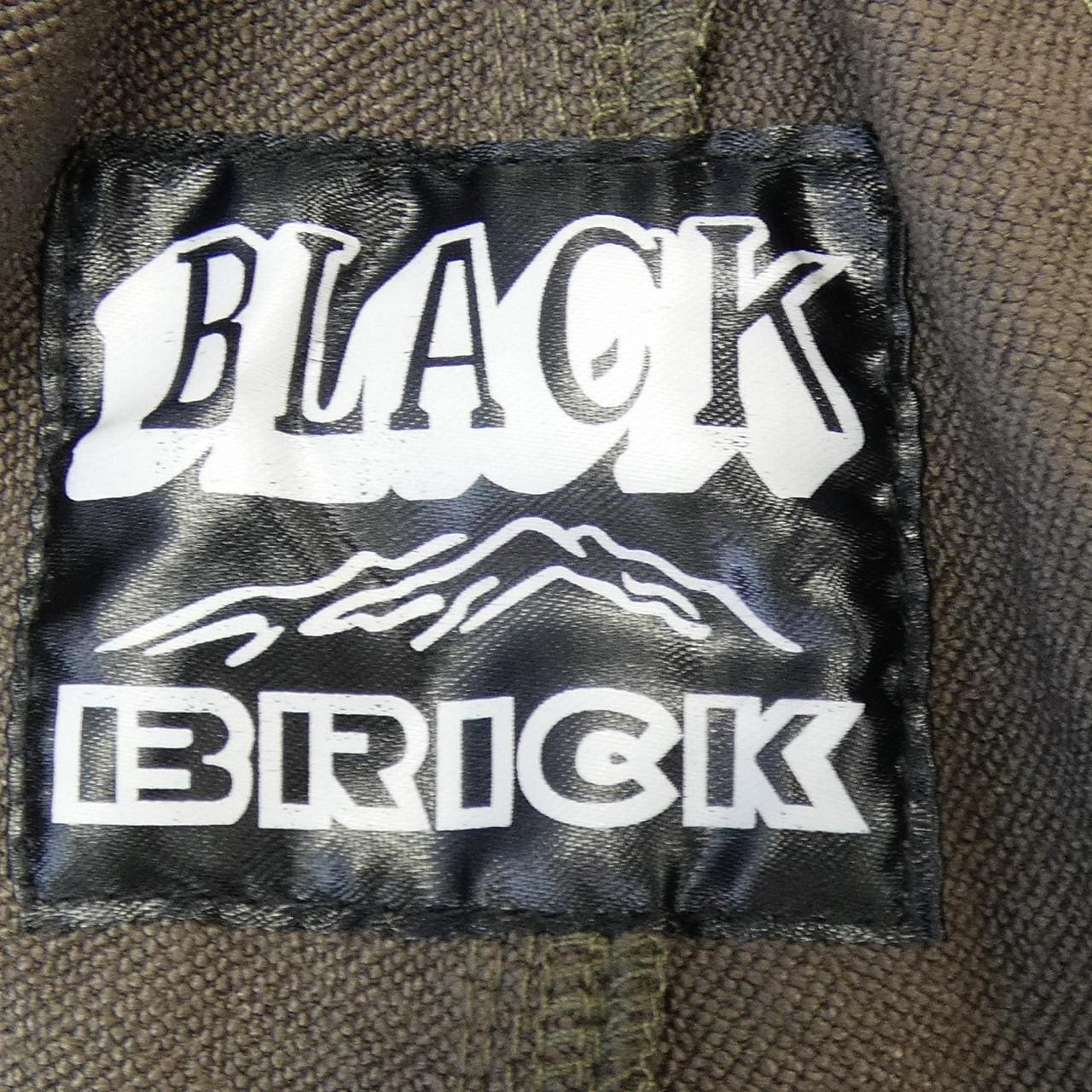 BLACK BRICK パンツ