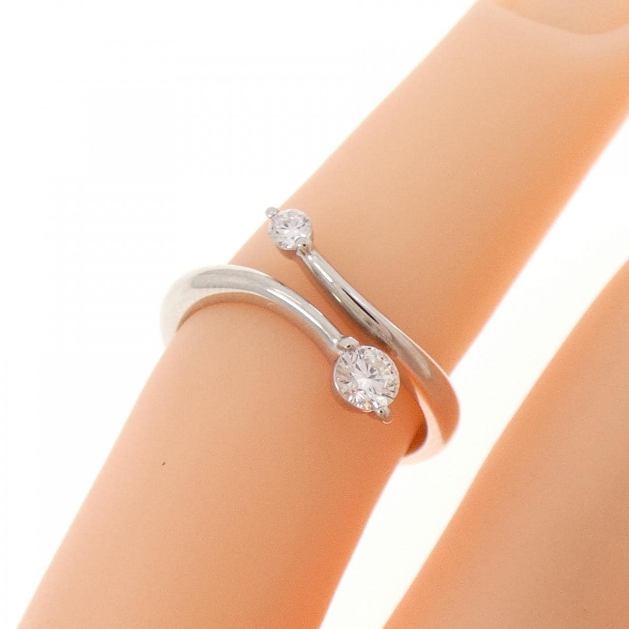 PT900 ダイヤモンド リング 0.13CT