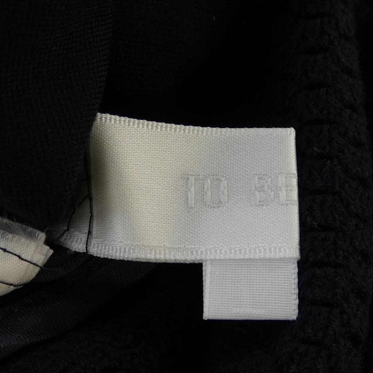 トゥービーシック TO BE CHIC パーカー