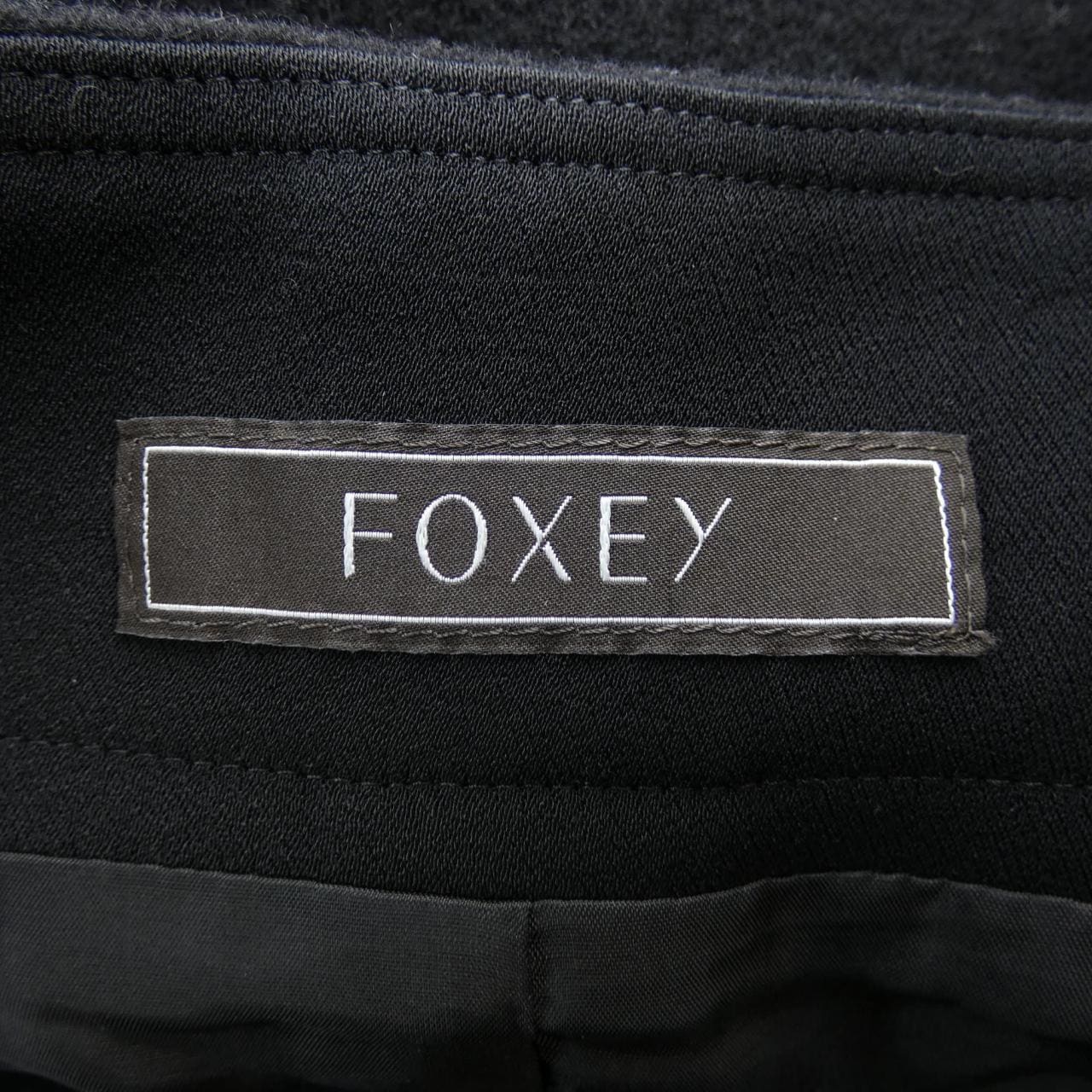 Foxy FOXEY short pants