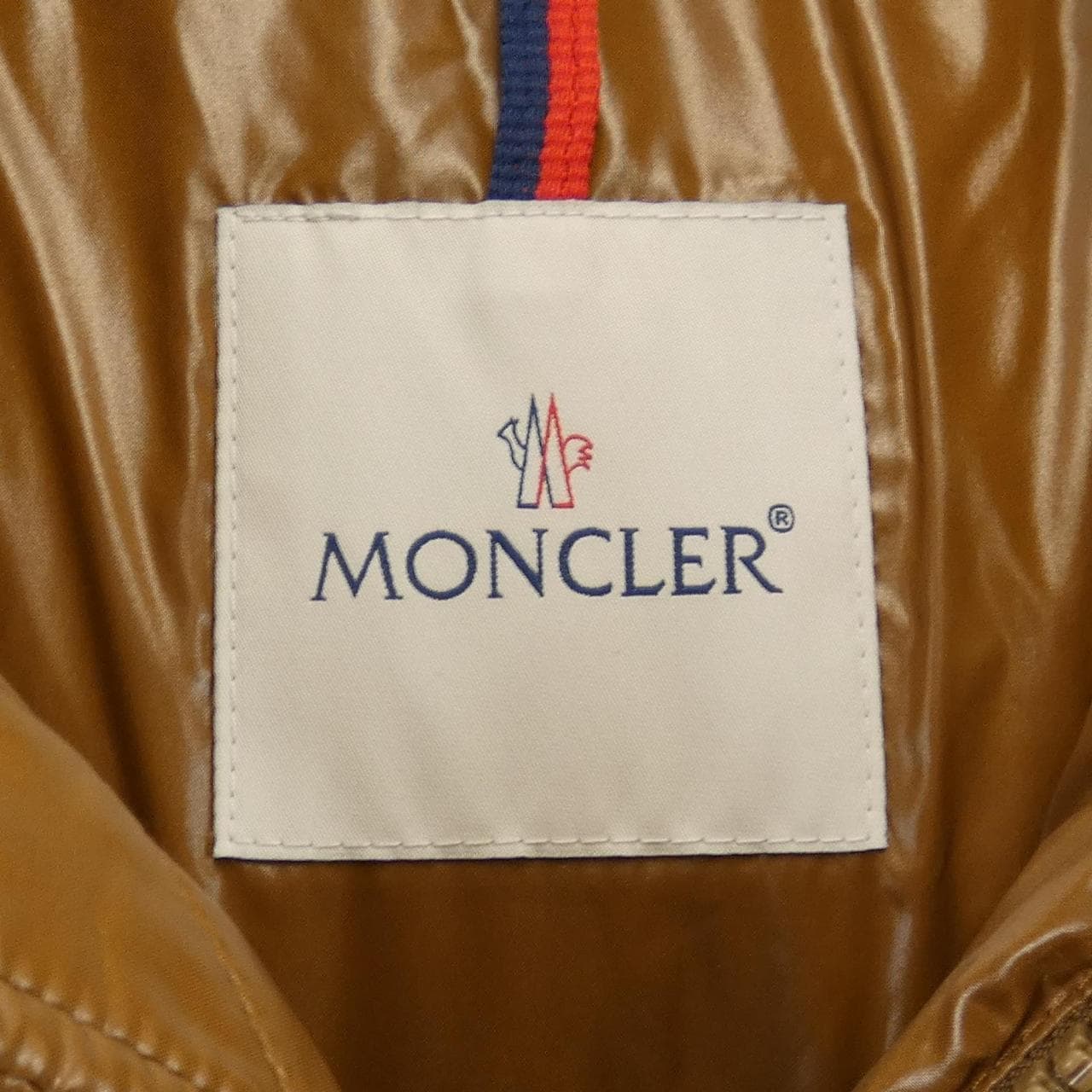 モンクレール MONCLER ダウンジャケット