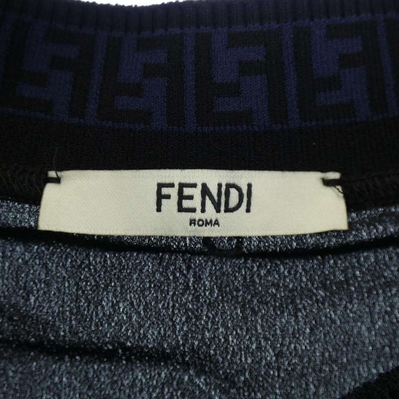 フェンディ FENDI トップス