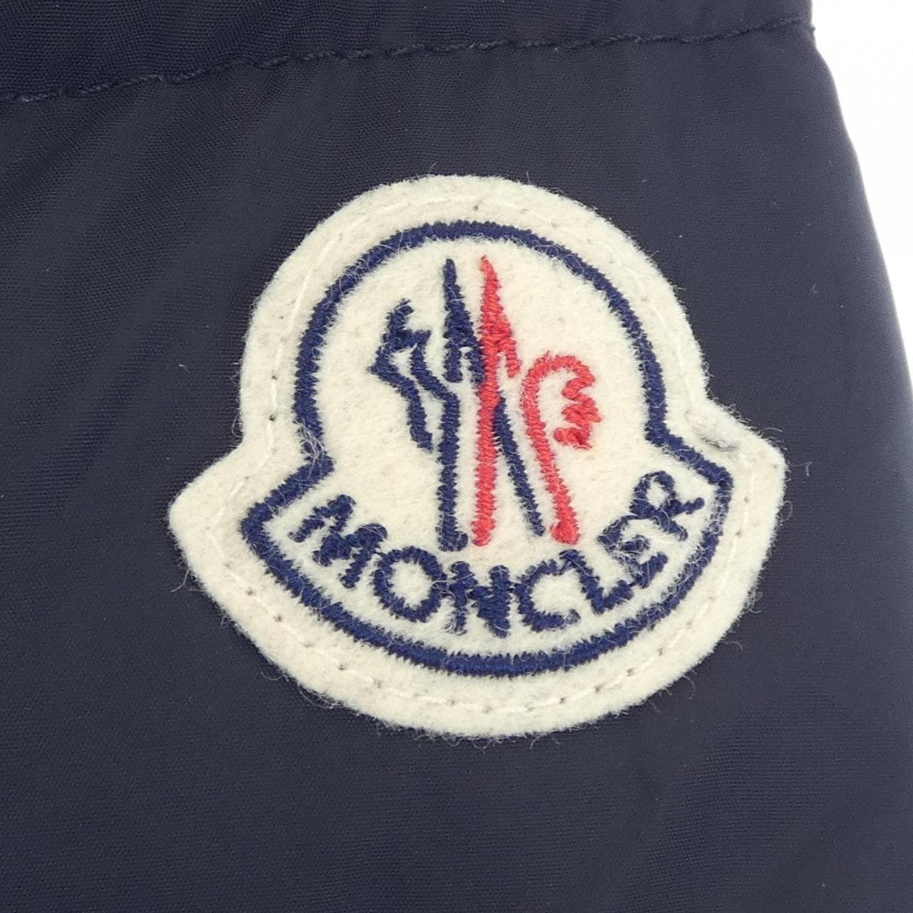 モンクレール MONCLER ダウンジャケット