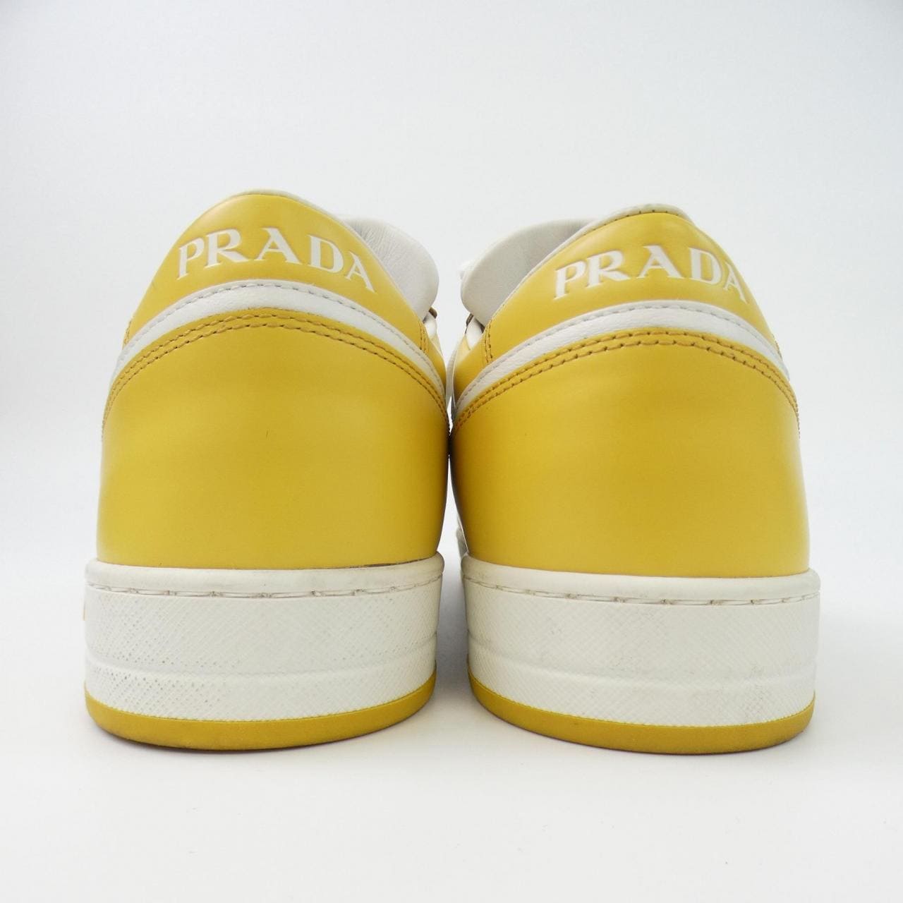 プラダ PRADA スニーカー