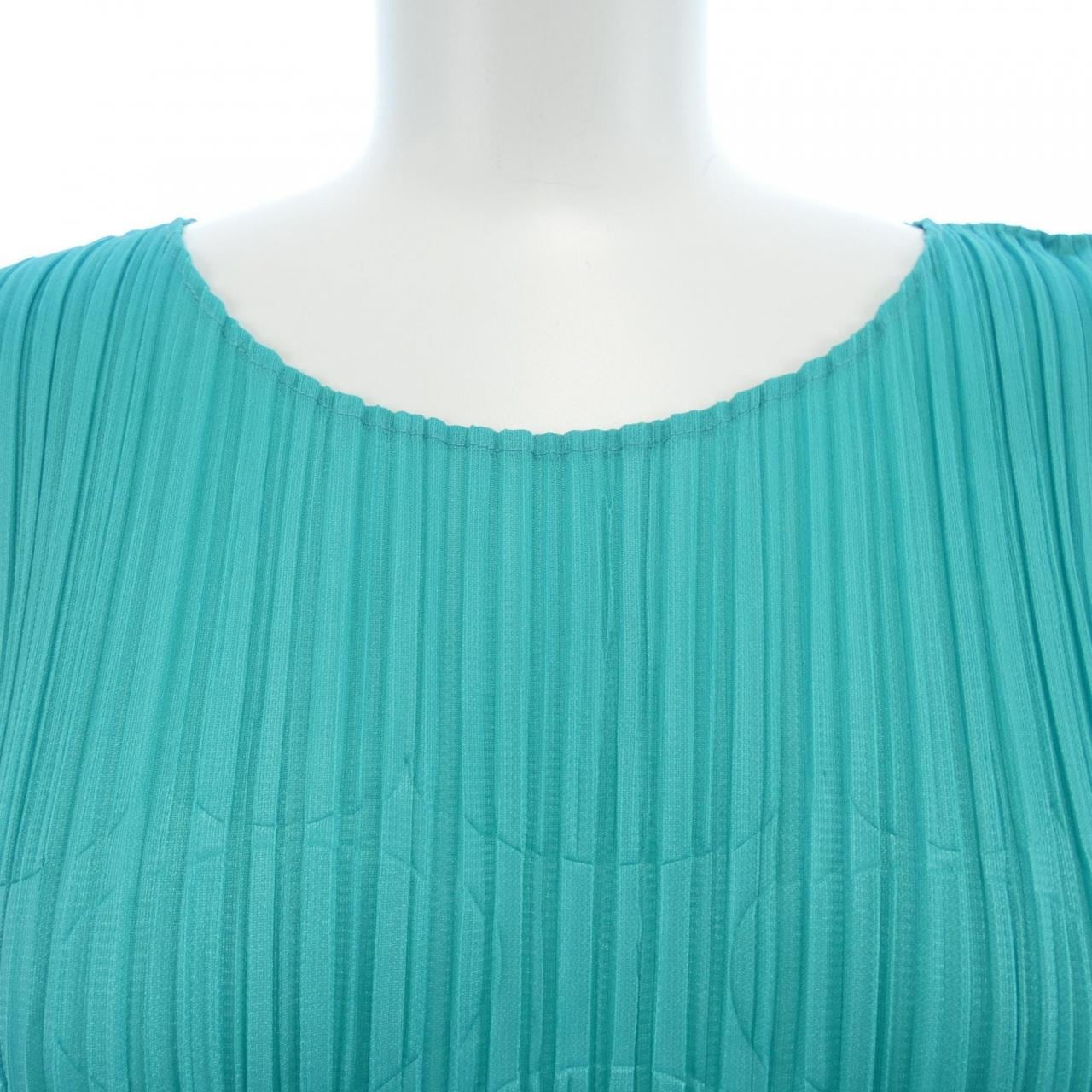 プリーツプリーズ PLEATS PLEASE トップス