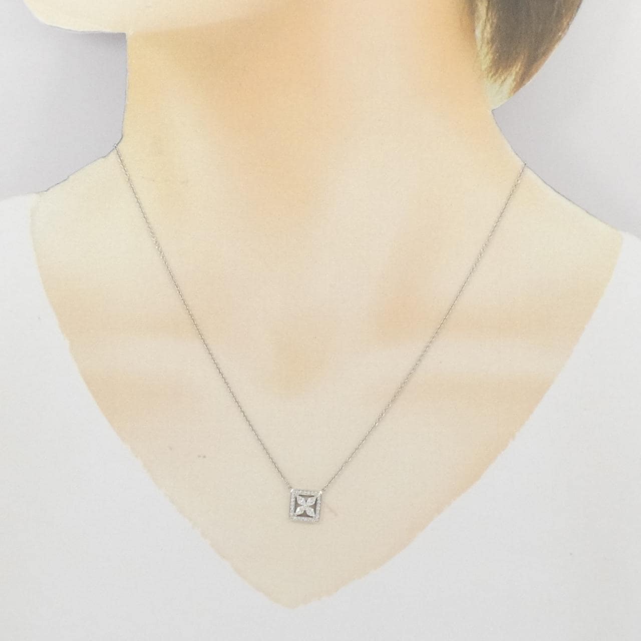 ティファニー ビクトリア スクウェアアウトライン ネックレス