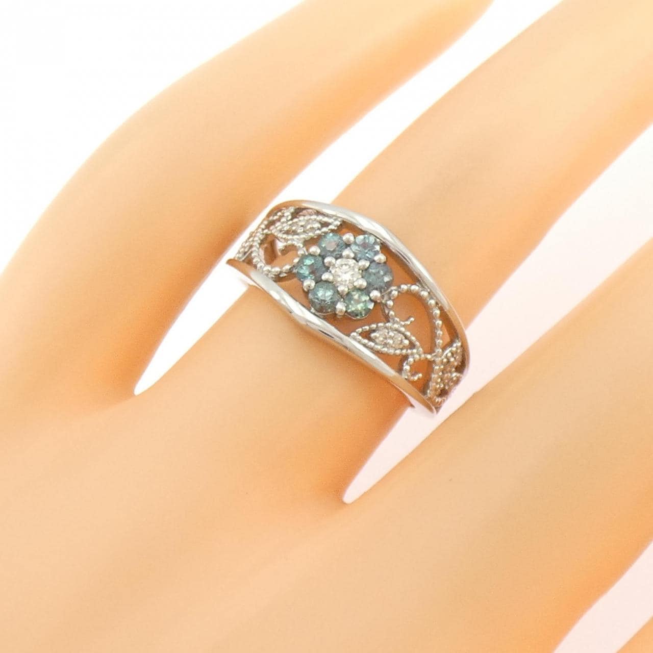 PT900 フラワー アレキサンドライト リング