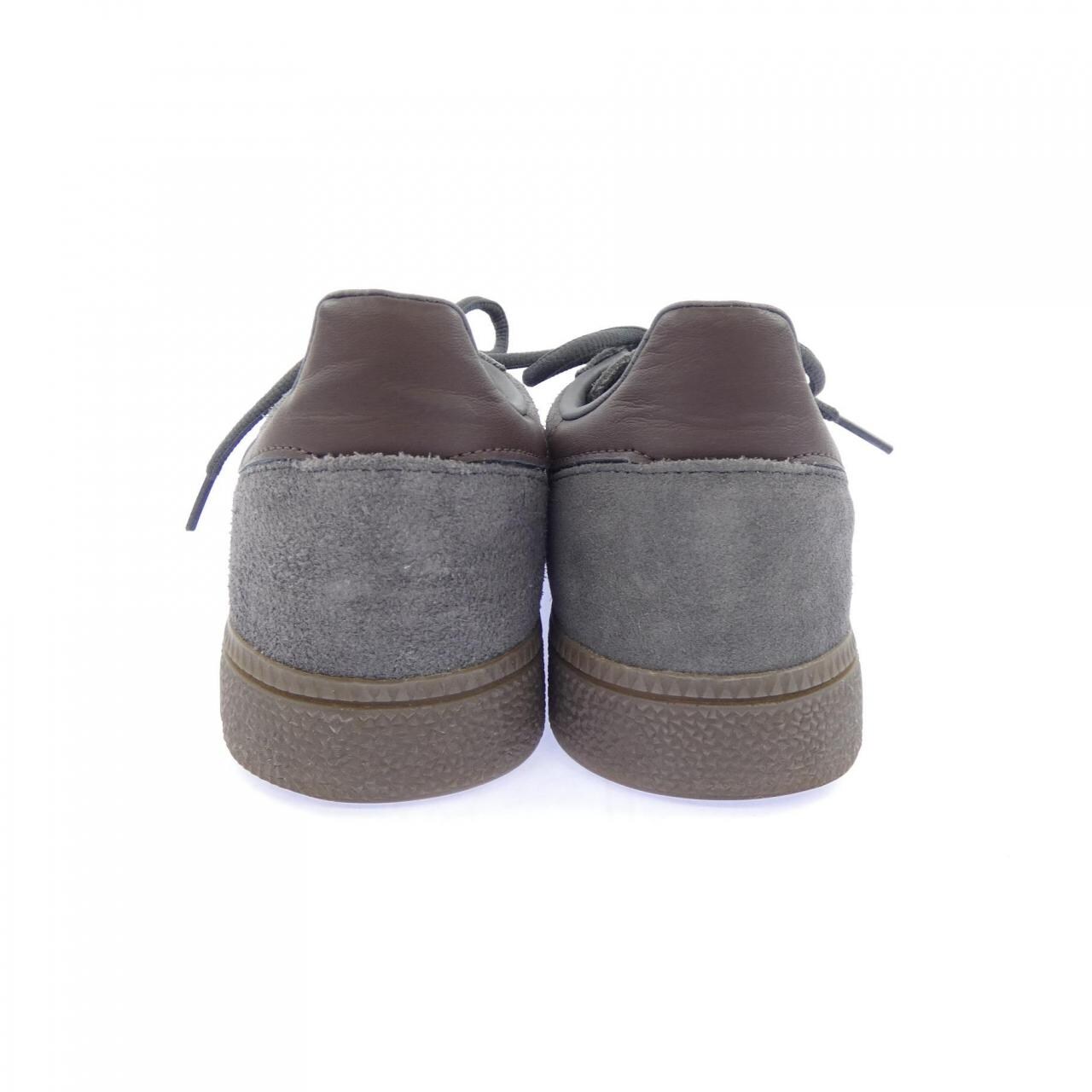 アディダス ADIDAS JH8842 スニーカー