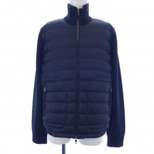モンクレール MONCLER ダウンジャケット