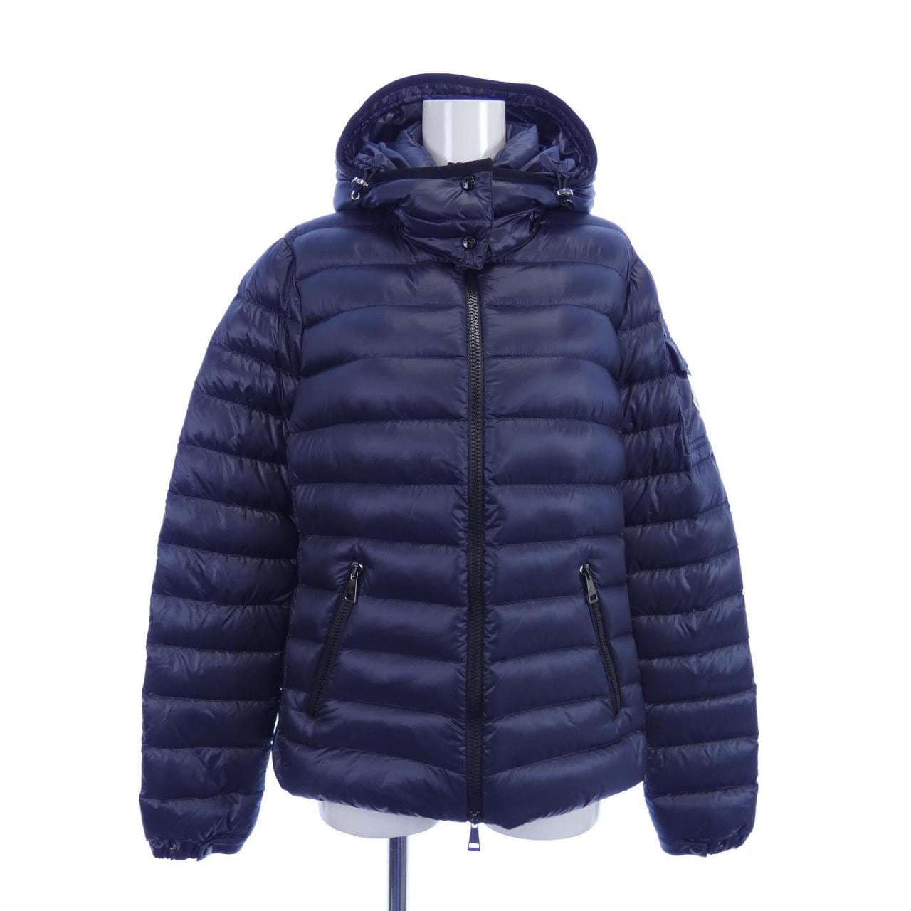 モンクレール MONCLER ダウンジャケット