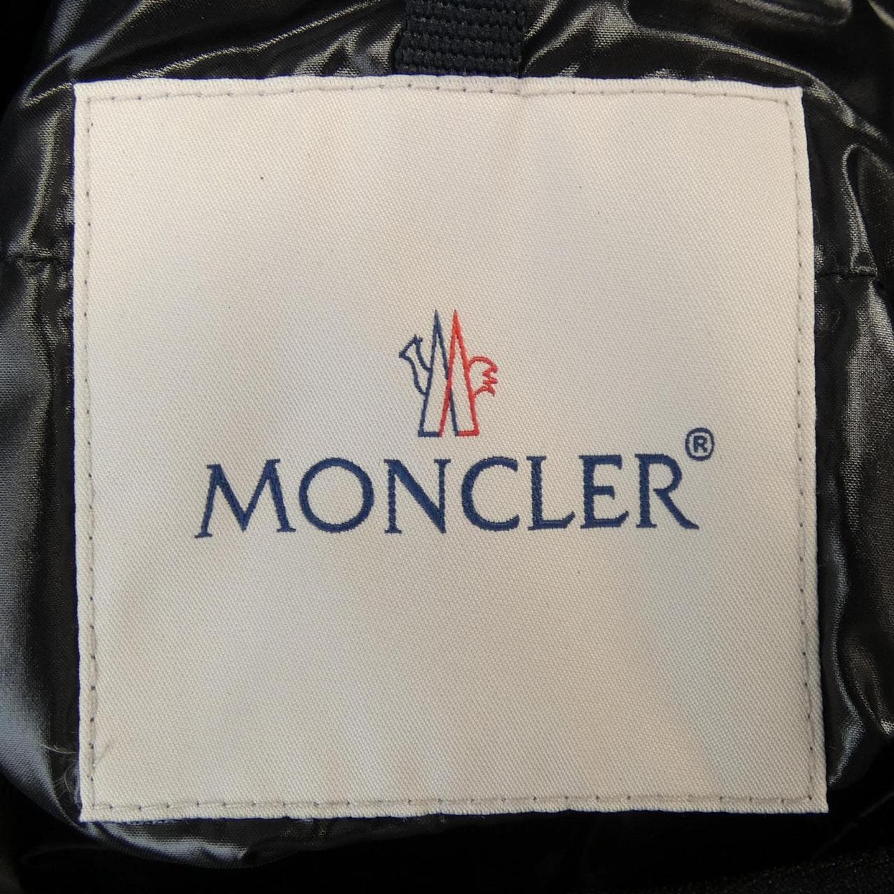 MONCLER蒙克勒羽绒服