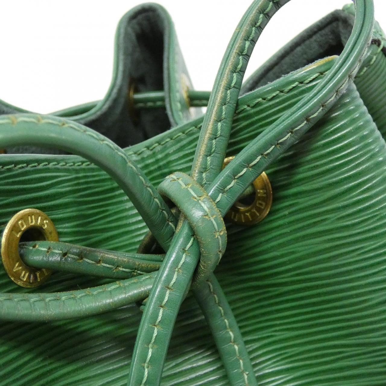 【ヴィンテージ】ルイヴィトン エピ プチ ノエ M44104 ショルダーバッグ