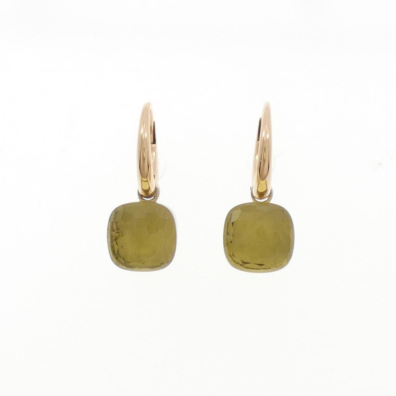 ポメラート ヌード ピアス