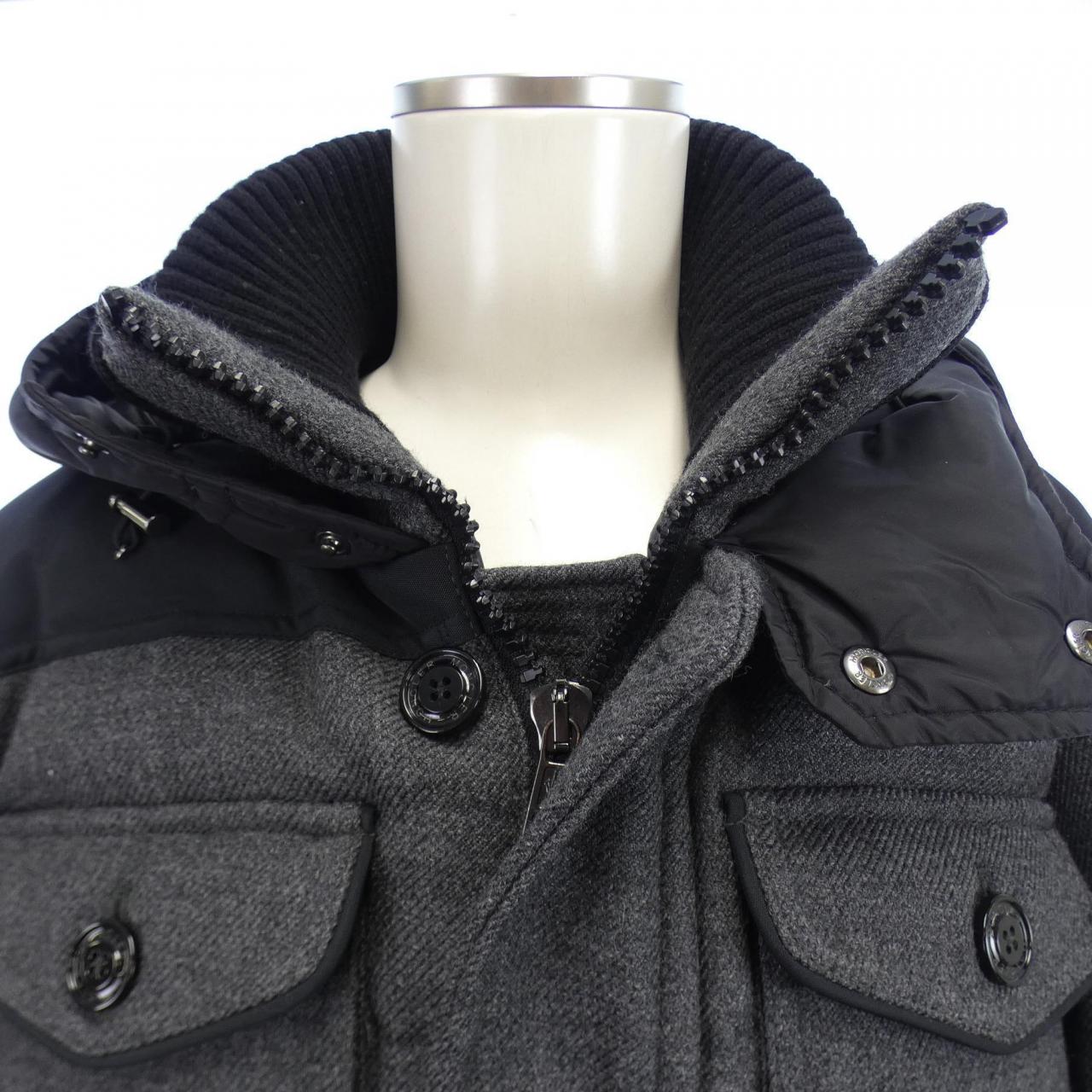 モンクレール MONCLER ダウンジャケット