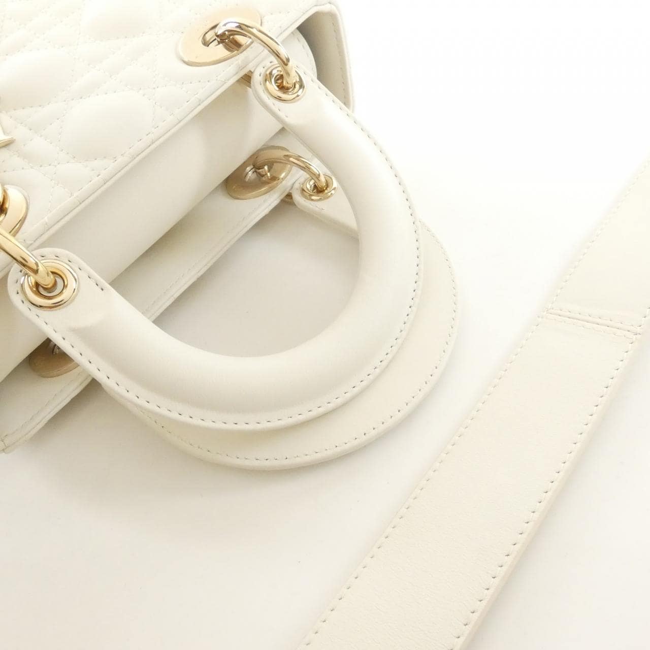 クリスチャンディオール ディオール アムール レディ ディオール スモール M0538OBBB バッグ