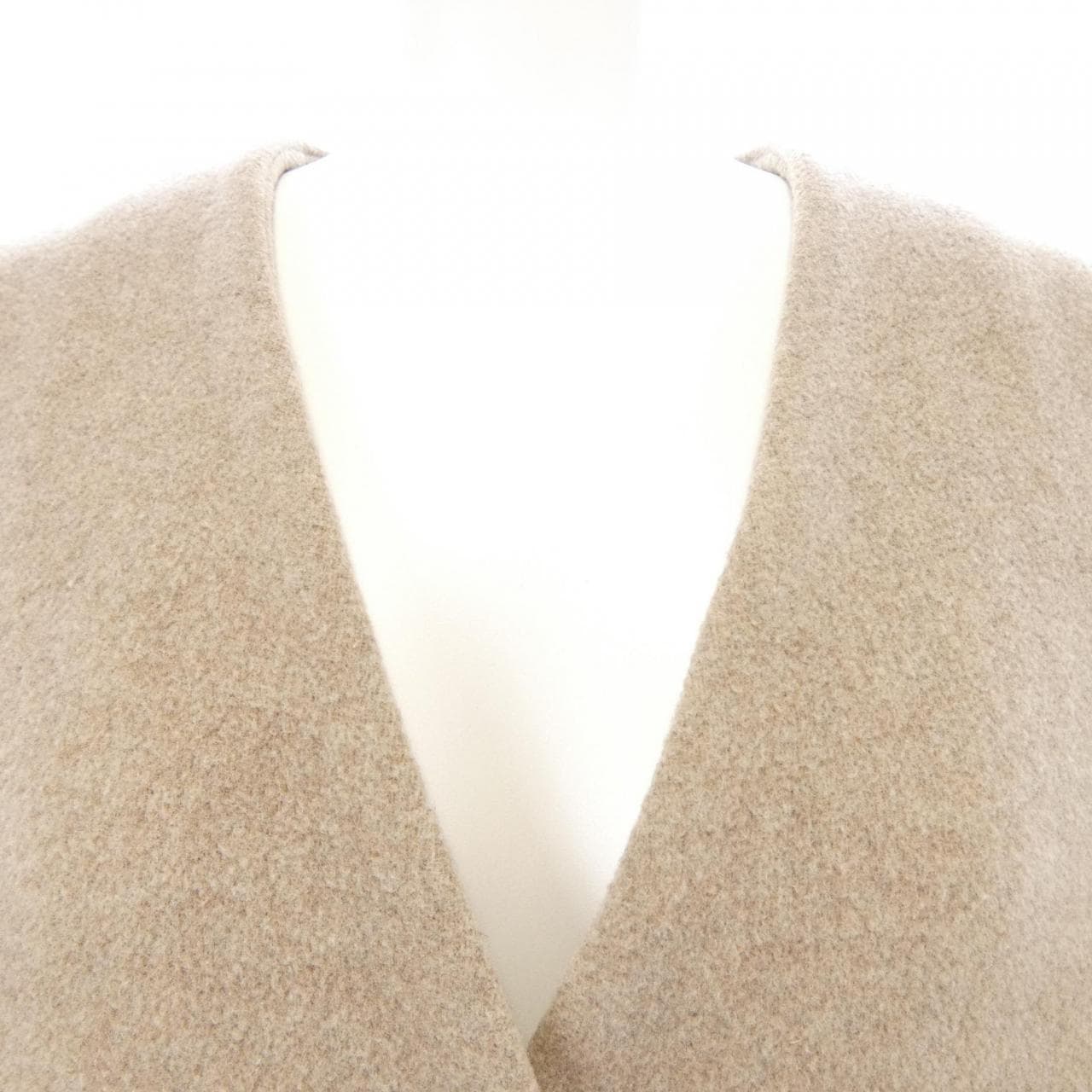 ベイジュ BEIGE. コート