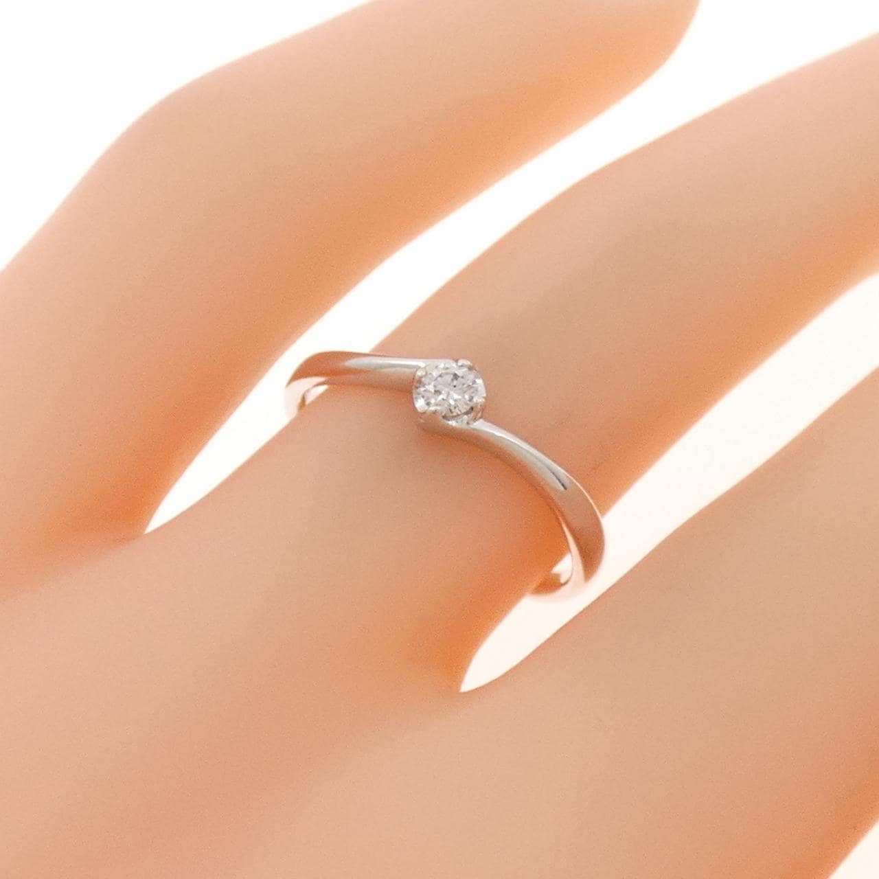 クミキョク ダイヤモンド リング 0.06CT