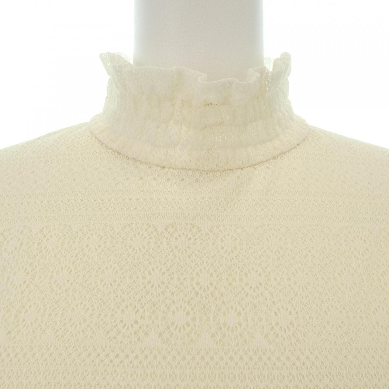 ヴィヴィアンタム VIVIENNE TAM トップス
