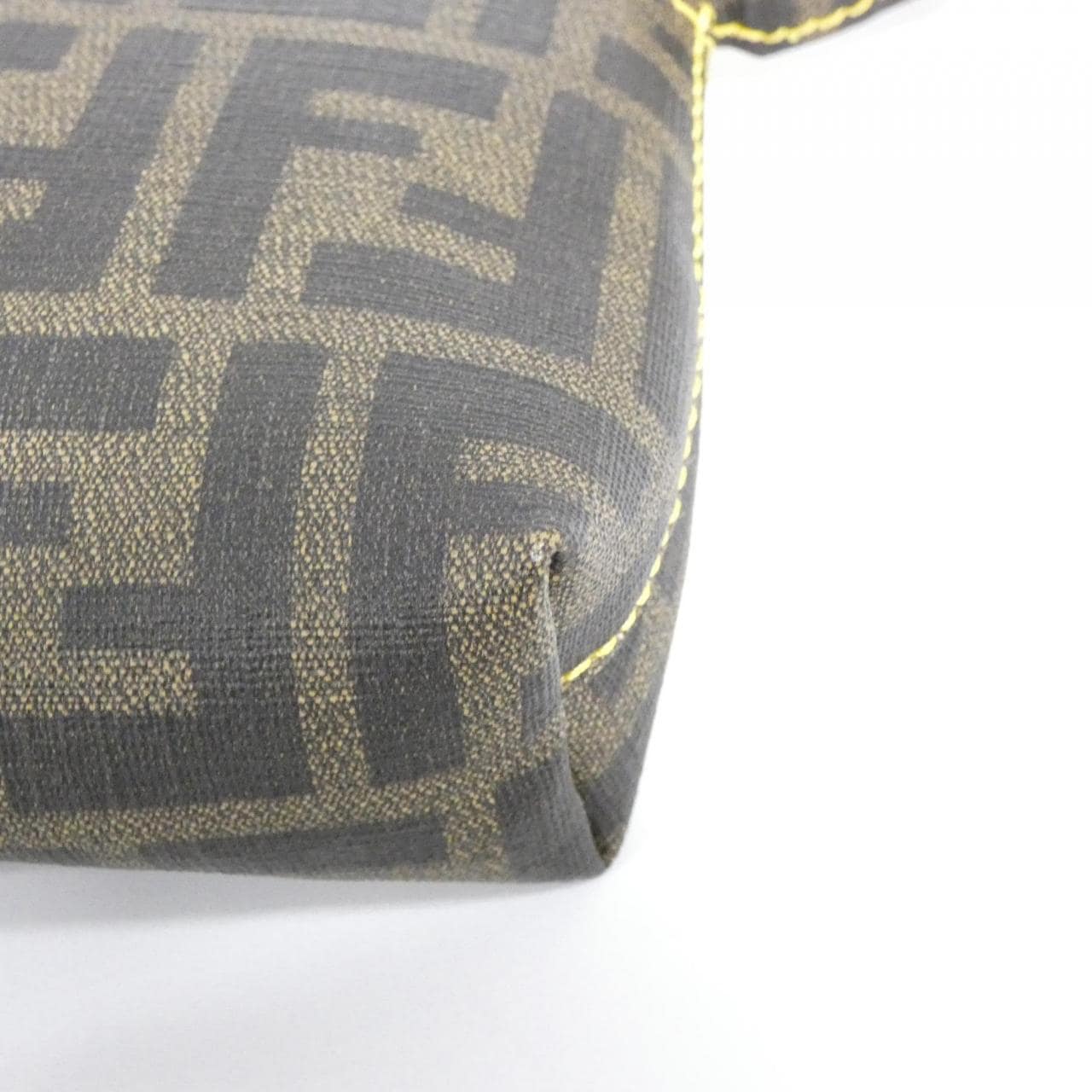 フェンディ 8BR592 UZD アクセサリーポーチ